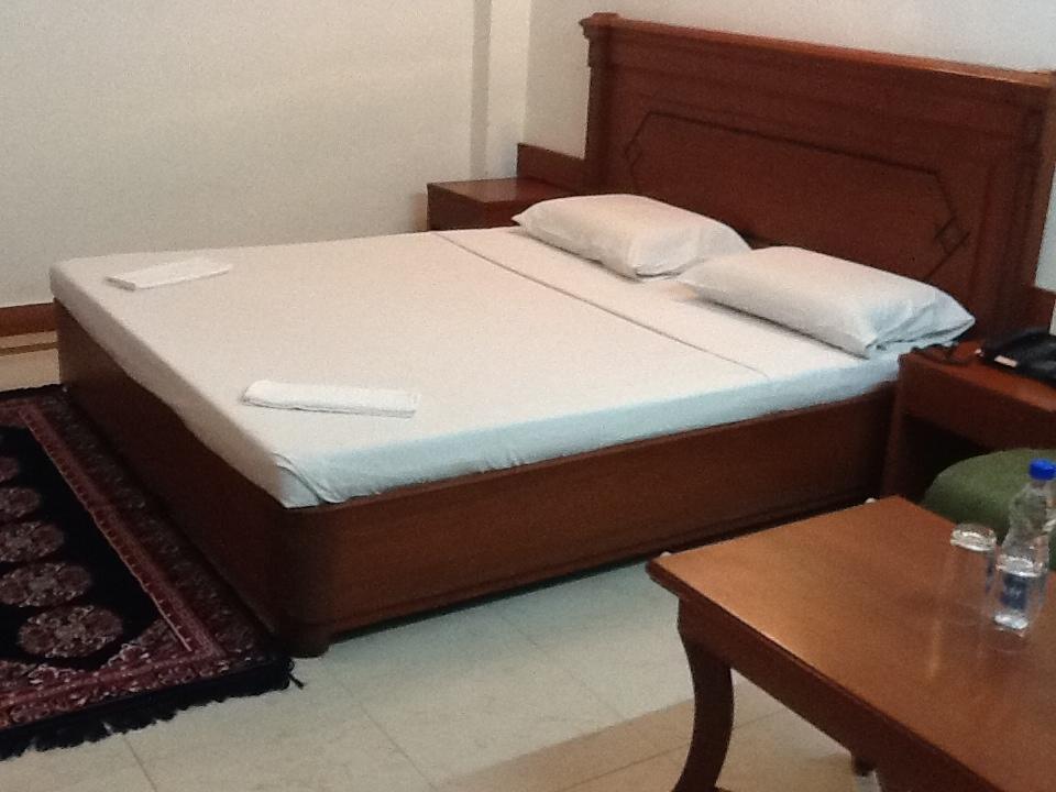 Hotel Kanishka Phg Bangalore Oda fotoğraf